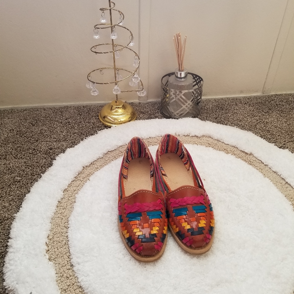 Colorful Huaraches/Flats Handmade - Picture 2 of 7